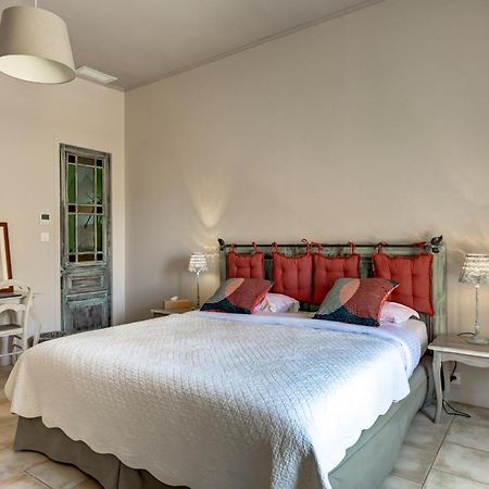 Mas Des Comtes De Provence Hotell Tarascon Eksteriør bilde
