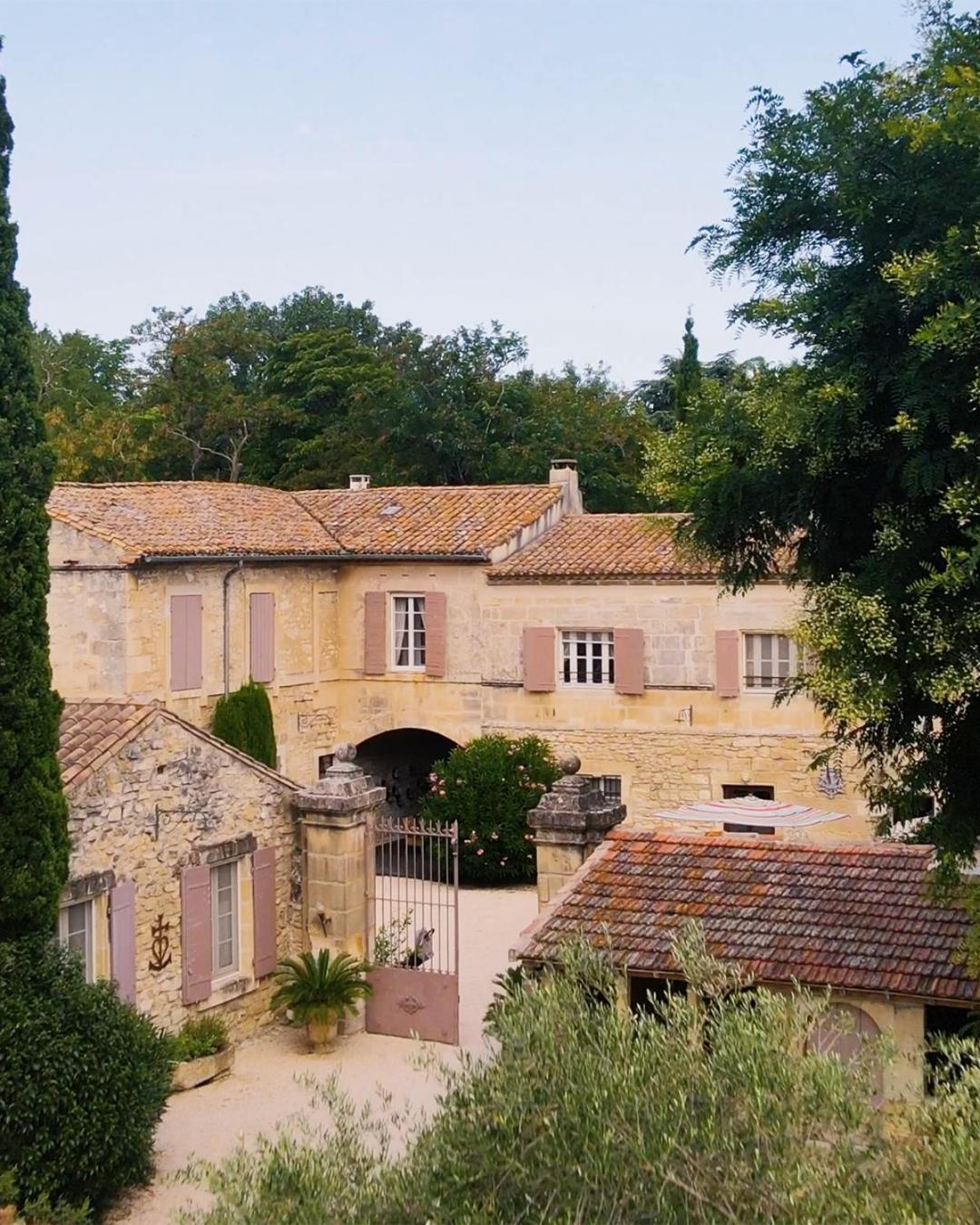 Mas Des Comtes De Provence Hotell Tarascon Eksteriør bilde