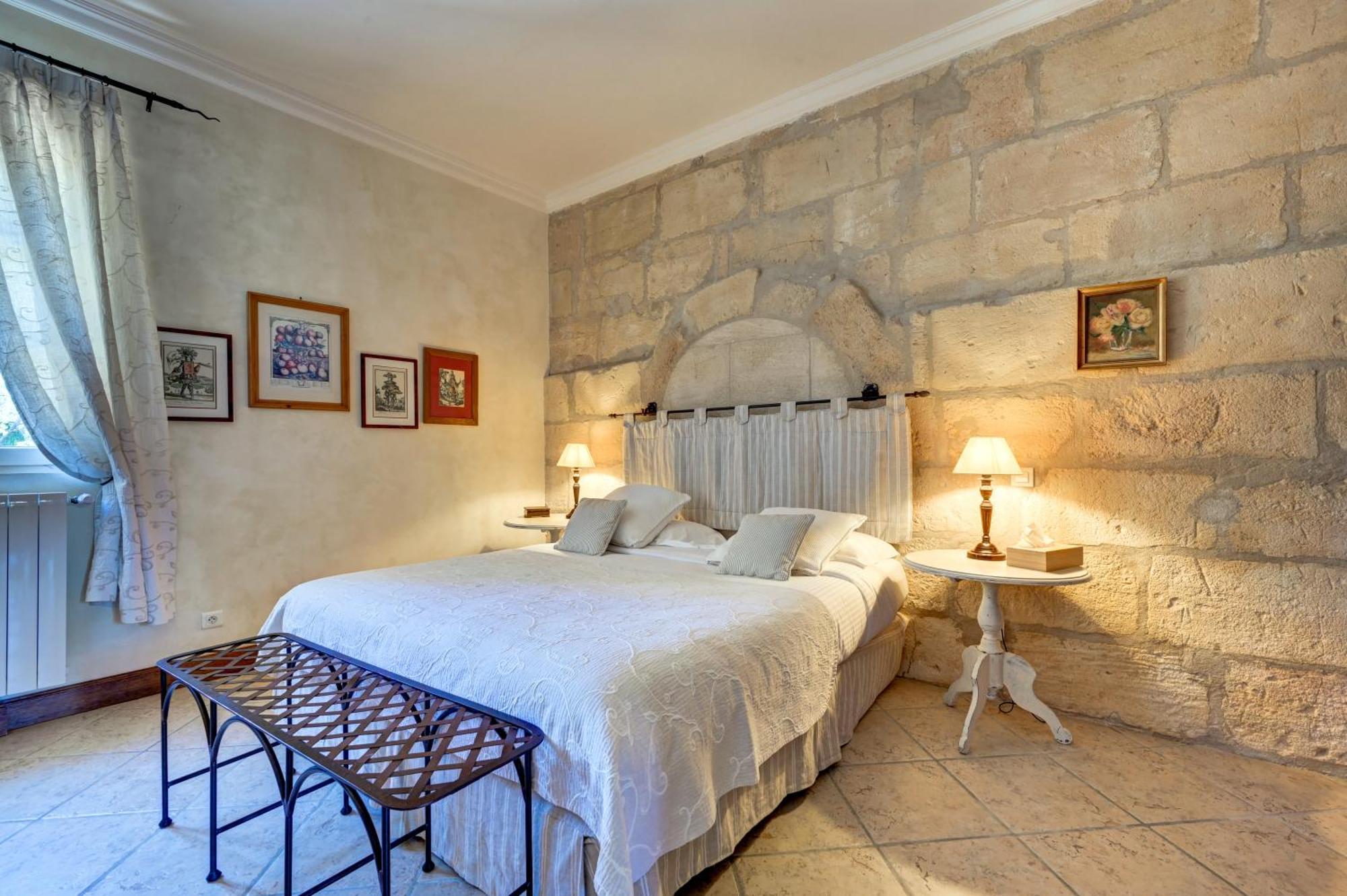 Mas Des Comtes De Provence Hotell Tarascon Eksteriør bilde