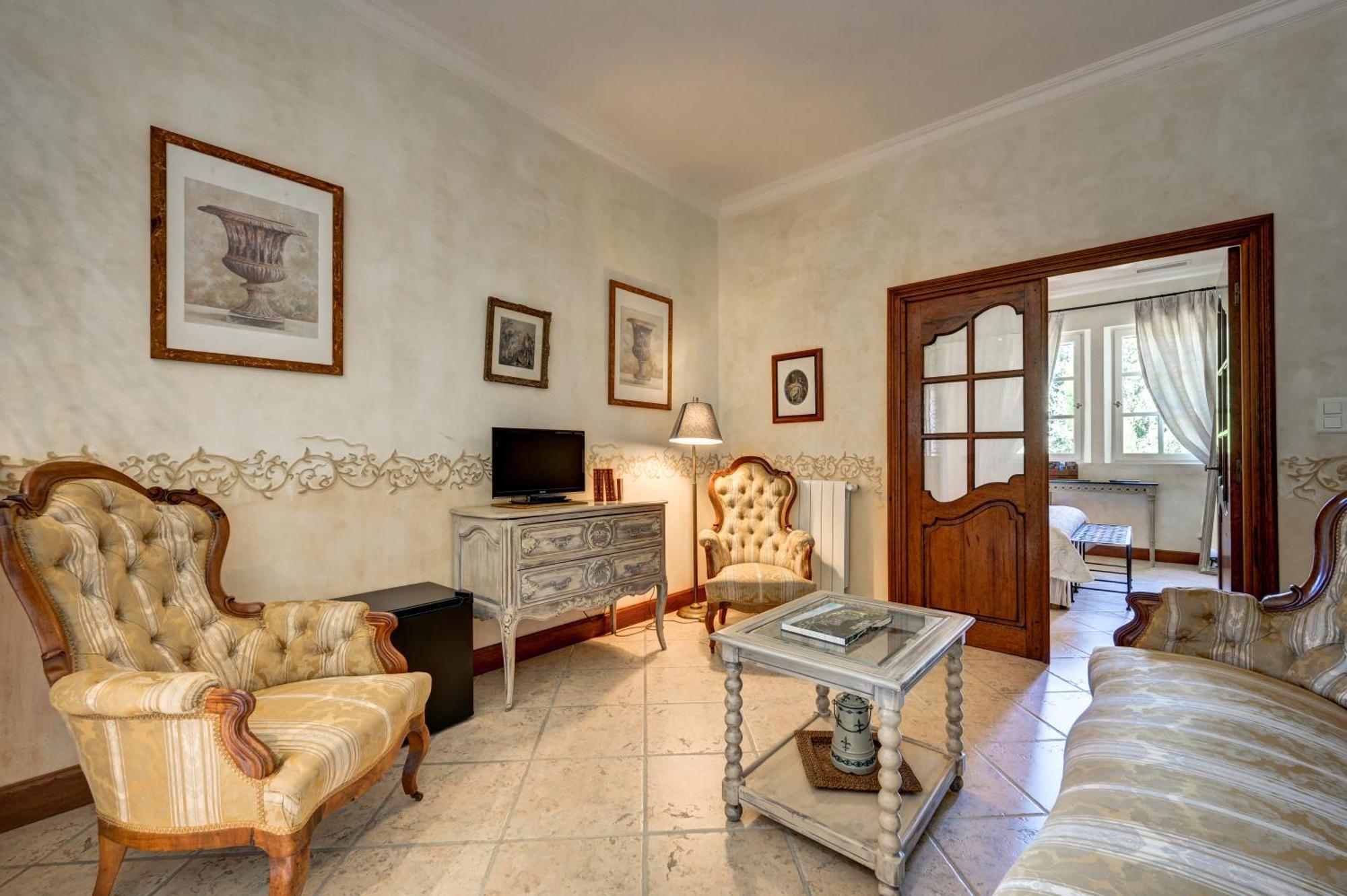 Mas Des Comtes De Provence Hotell Tarascon Eksteriør bilde