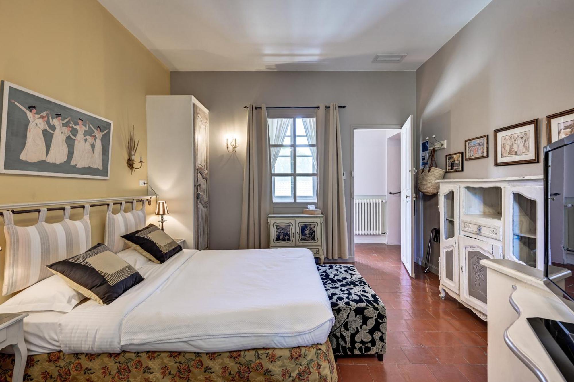 Mas Des Comtes De Provence Hotell Tarascon Eksteriør bilde