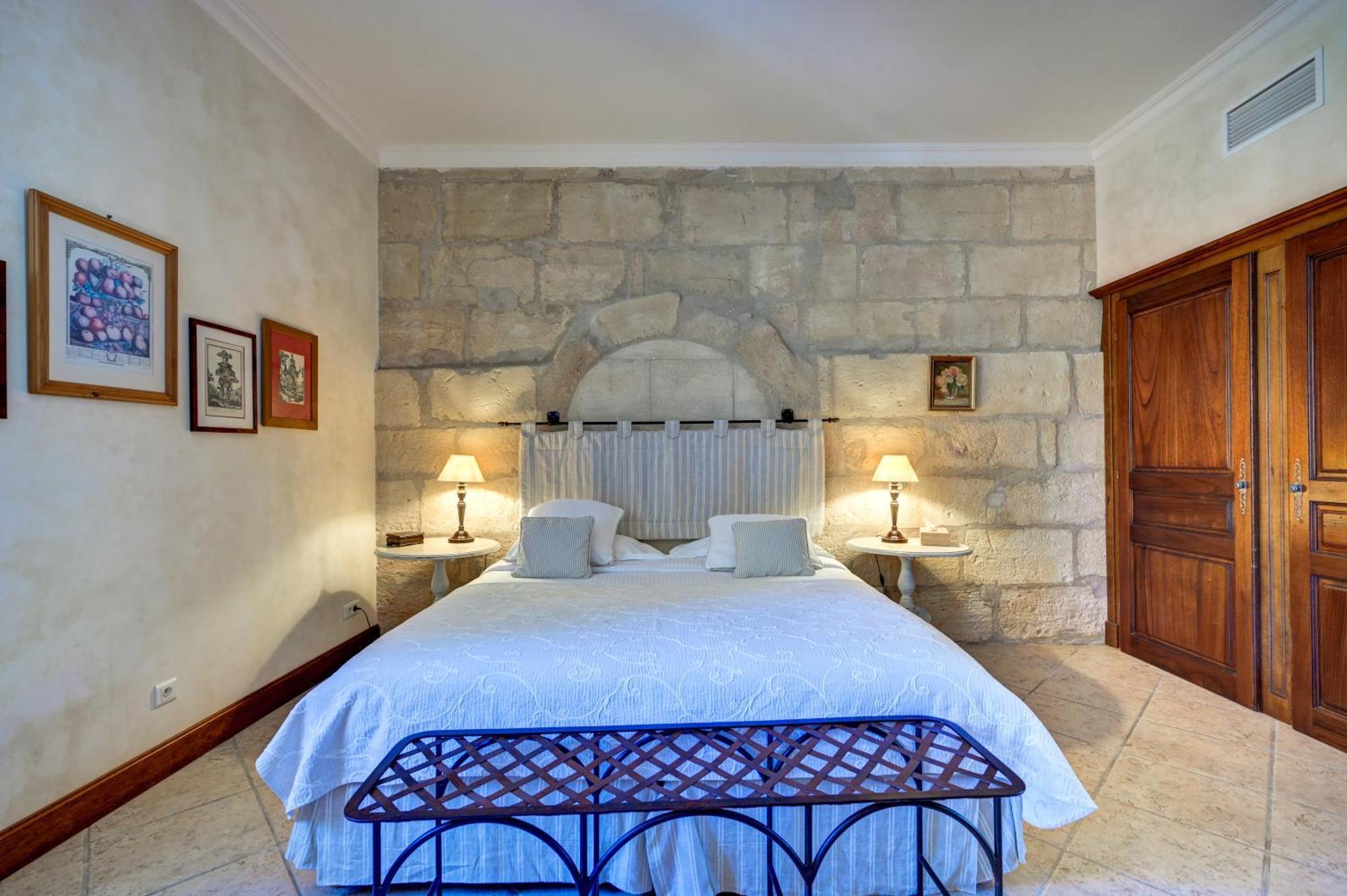 Mas Des Comtes De Provence Hotell Tarascon Eksteriør bilde