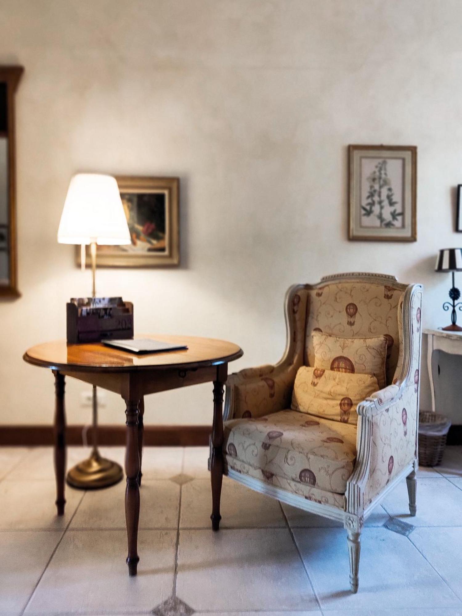 Mas Des Comtes De Provence Hotell Tarascon Eksteriør bilde
